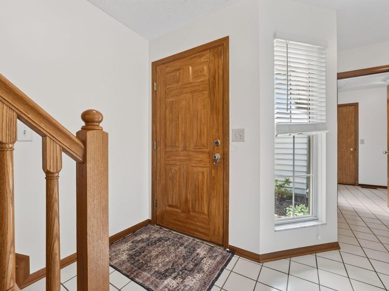 2192 Victoria Park Drive, Columbus, OH 43235 Photo 6
