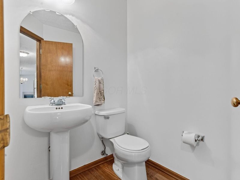 2192 Victoria Park Drive, Columbus, OH 43235 Photo 7