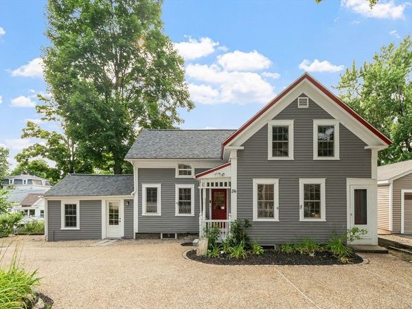 36 Pleasant St, Ayer, MA 01432