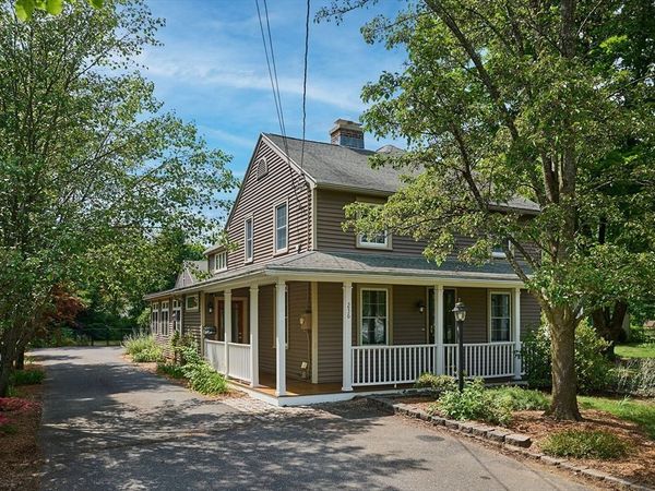 236 N. Maple St., Northampton, MA 01062