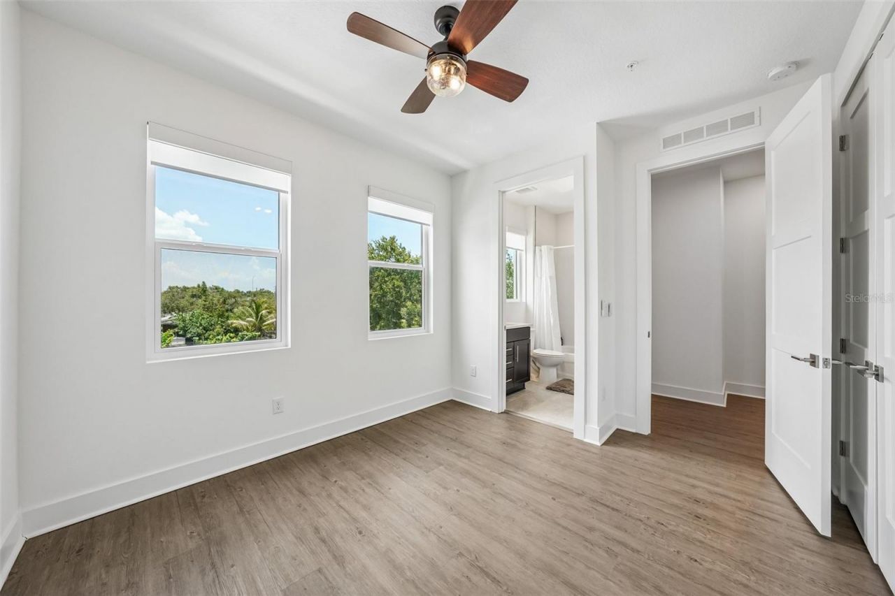312 15th Street N, Saint Petersburg, FL 33705 Photo