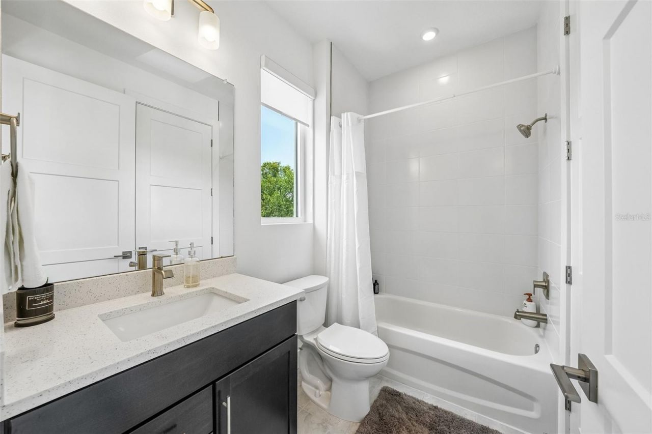 312 15th Street N, Saint Petersburg, FL 33705 Photo