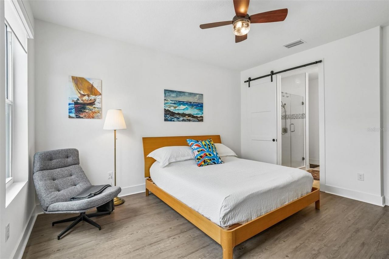 312 15th Street N, Saint Petersburg, FL 33705 Photo