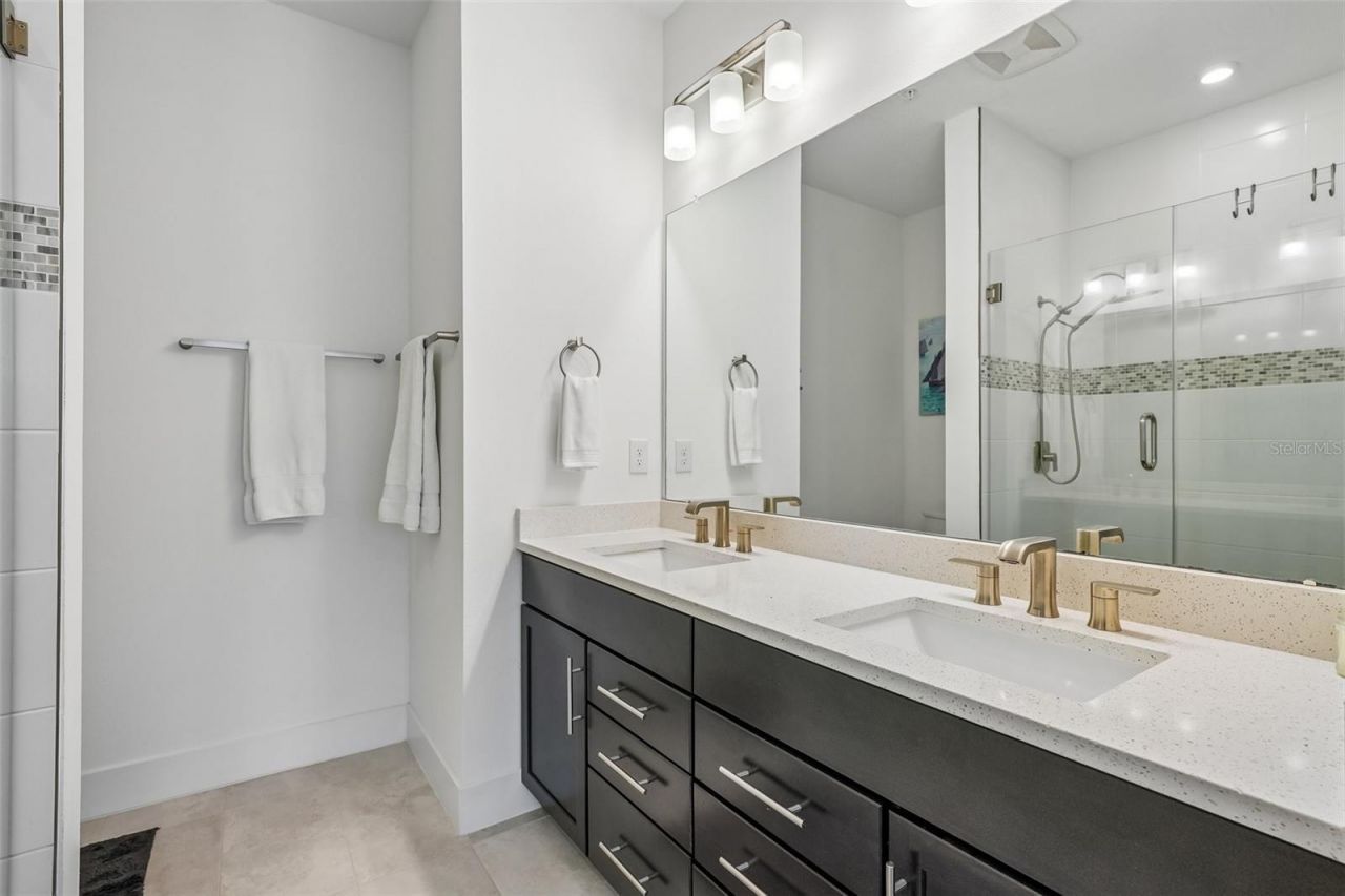 312 15th Street N, Saint Petersburg, FL 33705 Photo