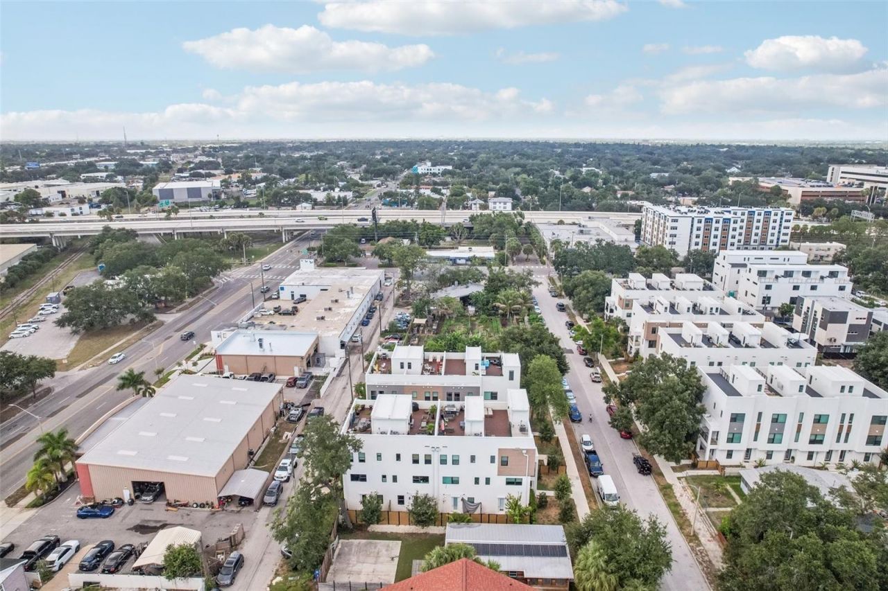 312 15th Street N, Saint Petersburg, FL 33705 Photo