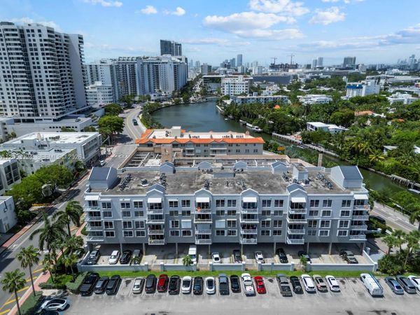 2642 Collins Ave, Unit 303, Miami Beach, FL 33140