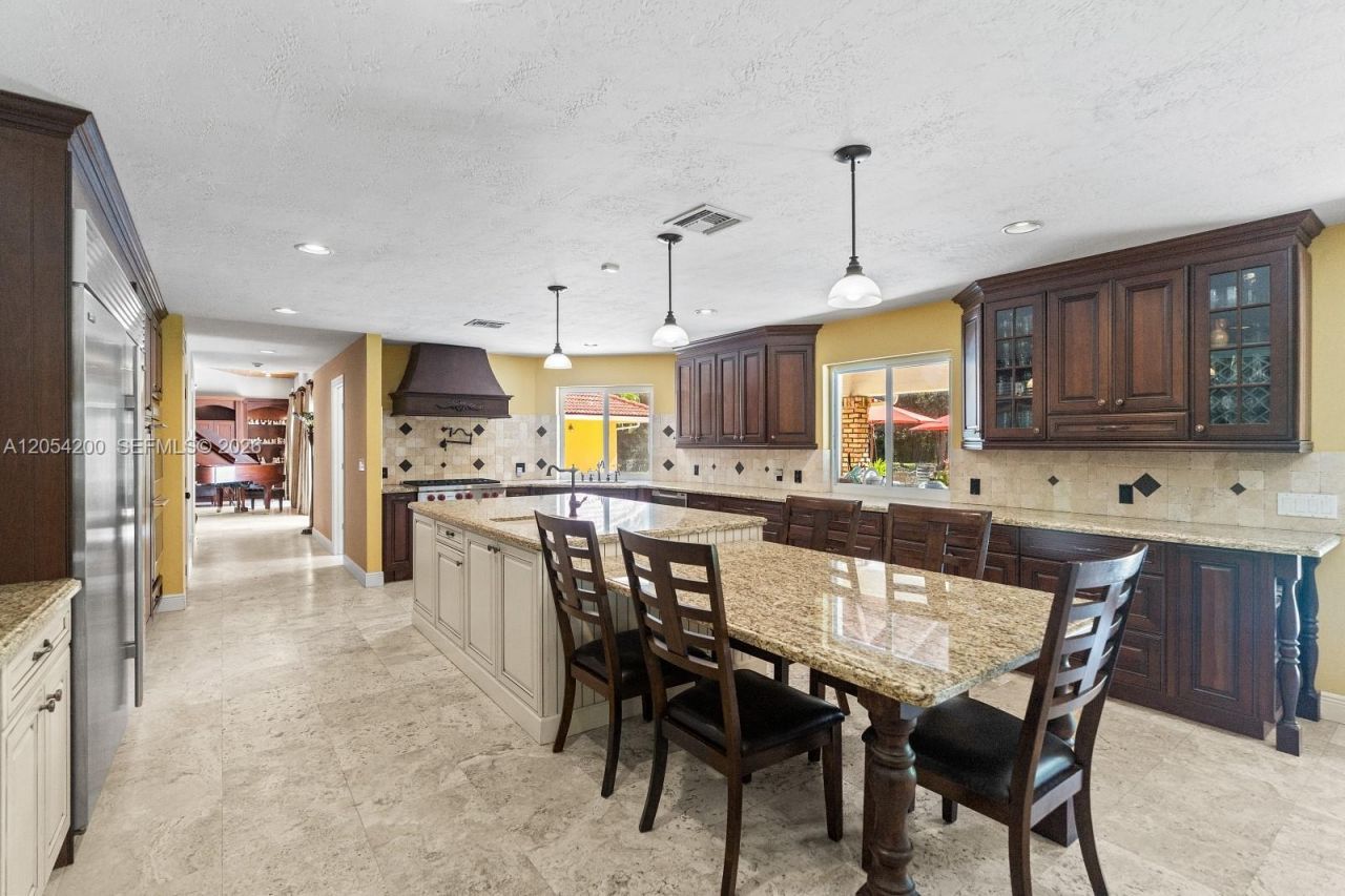 6500 SW 127th Street, Pinecrest, FL 33156 Photo