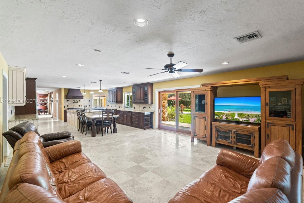 6500 SW 127th Street, Pinecrest, FL 33156 Photo