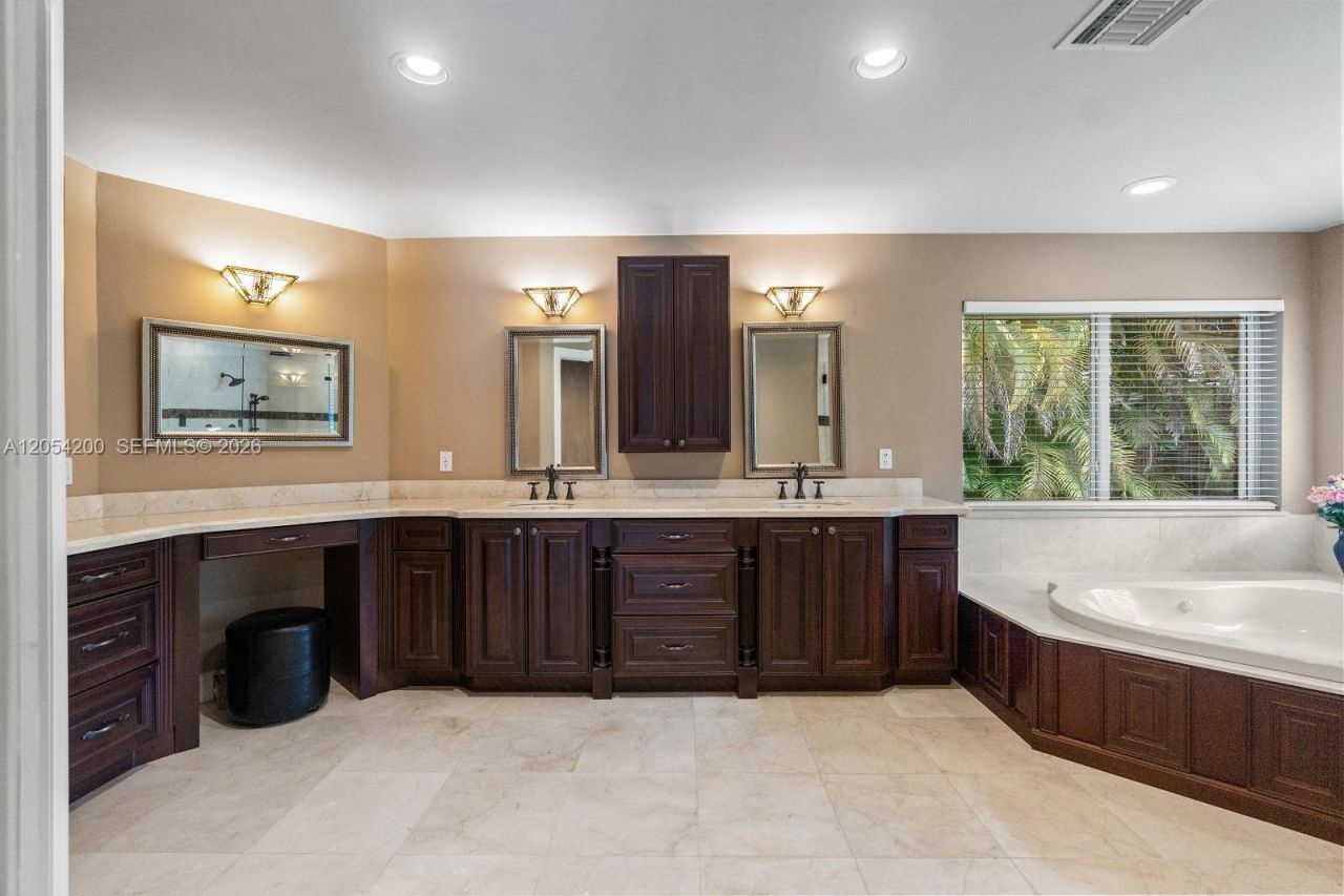 6500 SW 127th Street, Pinecrest, FL 33156 Photo