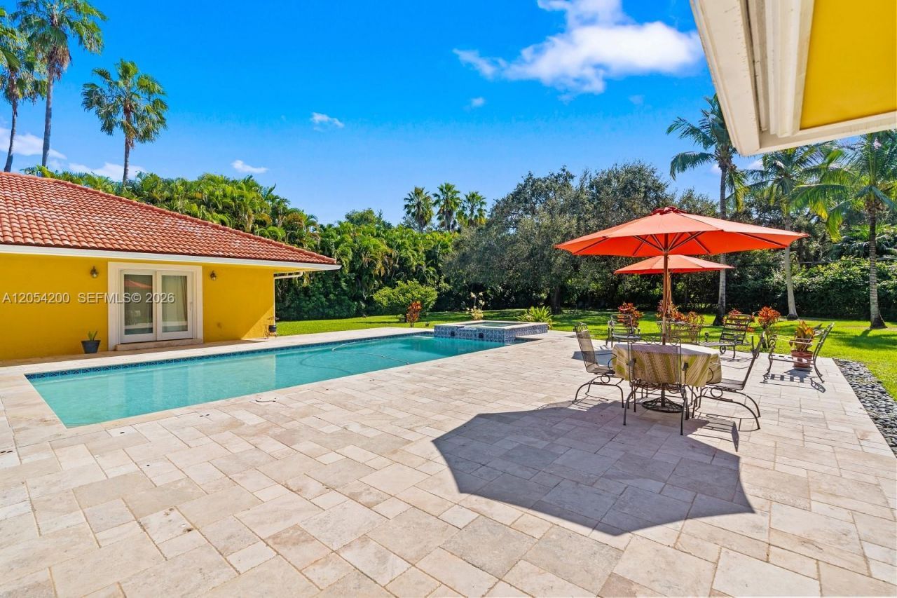 6500 SW 127th Street, Pinecrest, FL 33156 Photo