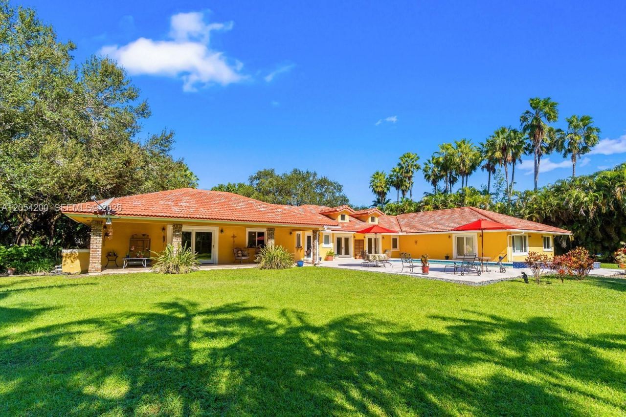 6500 SW 127th Street, Pinecrest, FL 33156 Photo