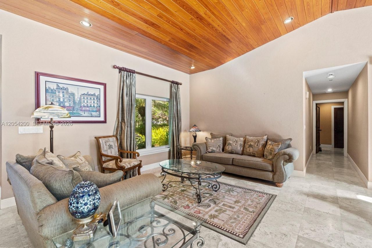 6500 SW 127th Street, Pinecrest, FL 33156 Photo