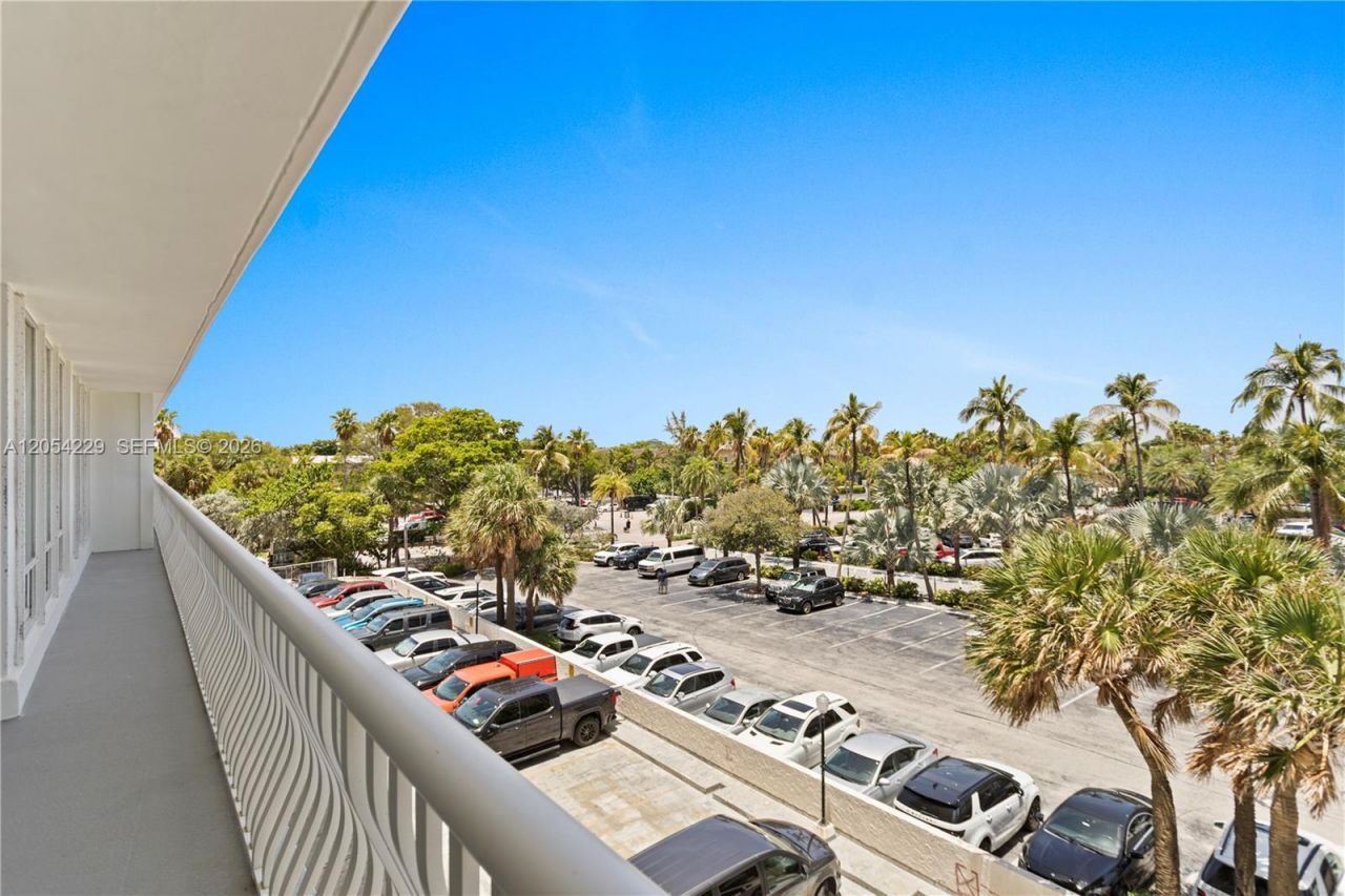 4020 Galt Ocean Dr , Unit 203, Fort Lauderdale, FL 33308 Photo