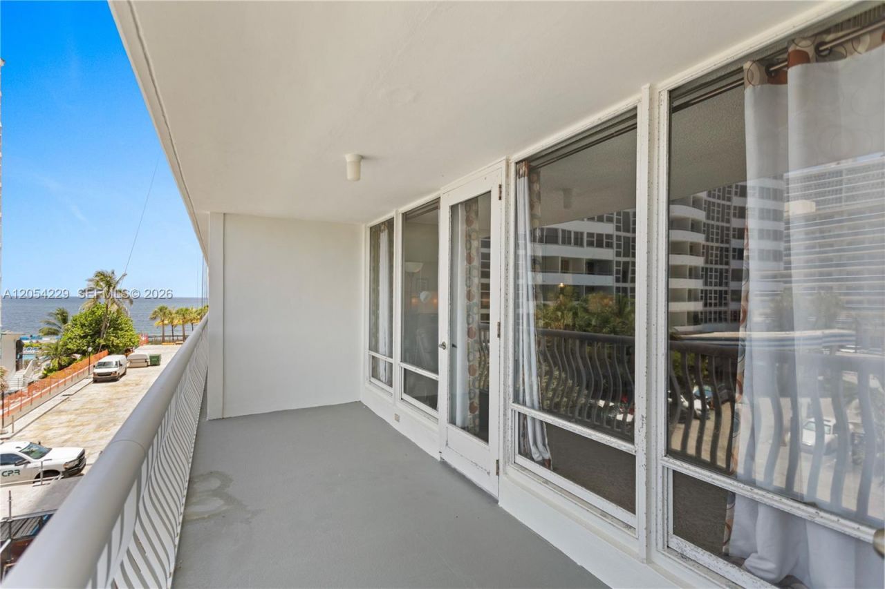 4020 Galt Ocean Dr , Unit 203, Fort Lauderdale, FL 33308 Photo
