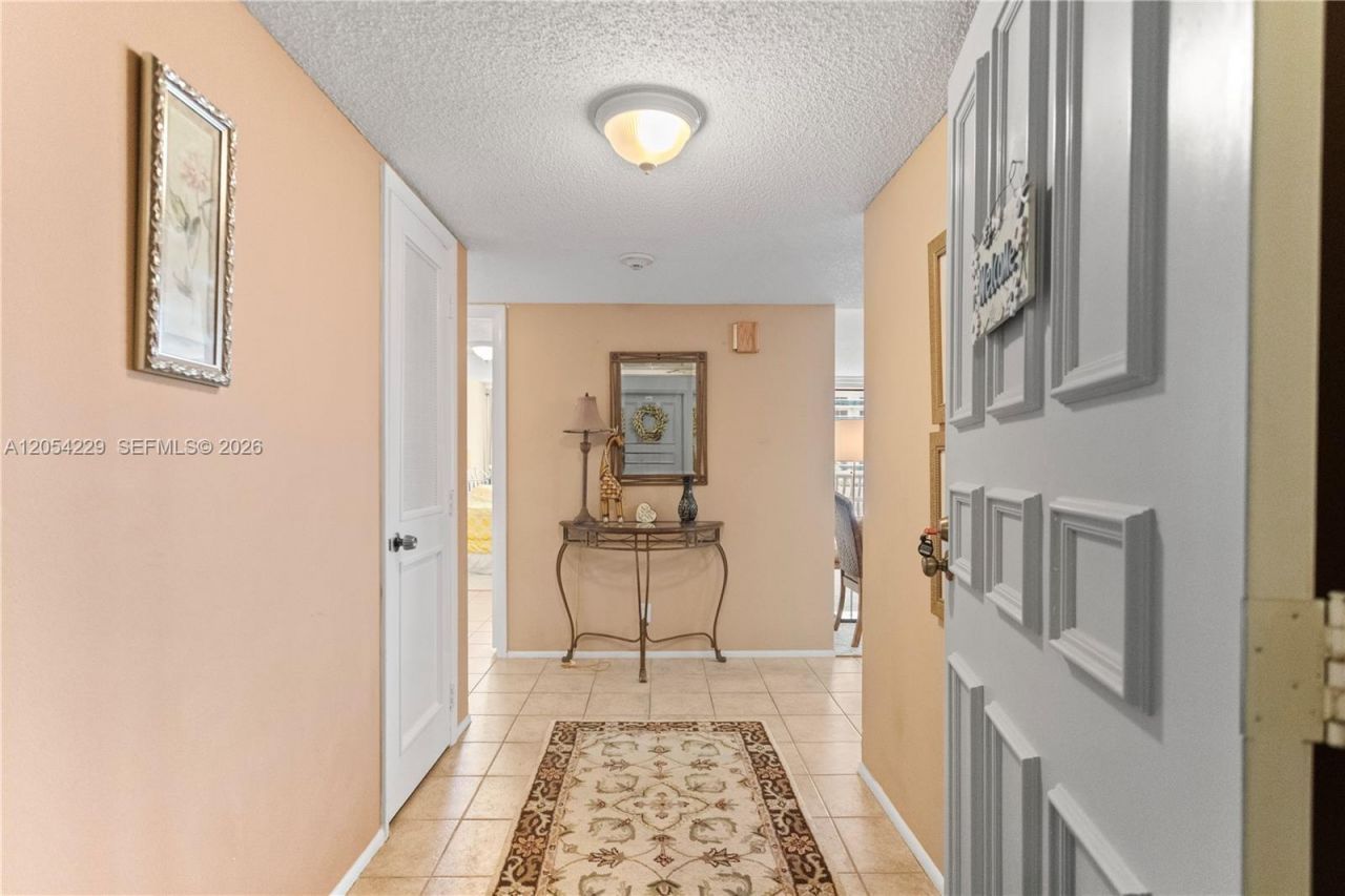 4020 Galt Ocean Dr , Unit 203, Fort Lauderdale, FL 33308 Photo