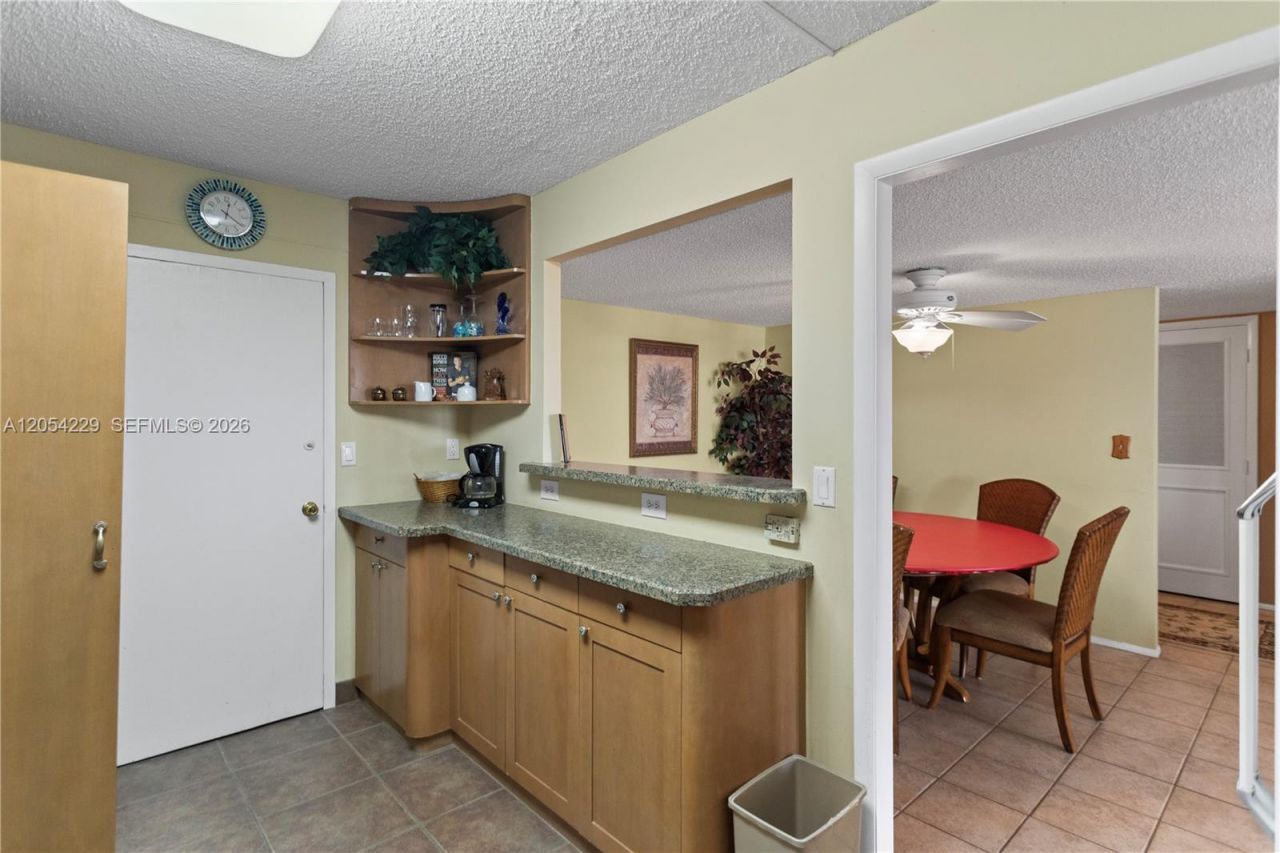 4020 Galt Ocean Dr , Unit 203, Fort Lauderdale, FL 33308 Photo