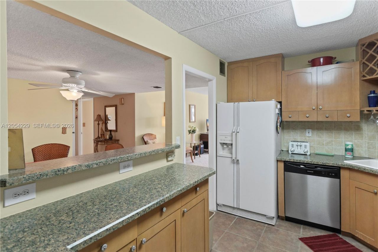 4020 Galt Ocean Dr , Unit 203, Fort Lauderdale, FL 33308 Photo