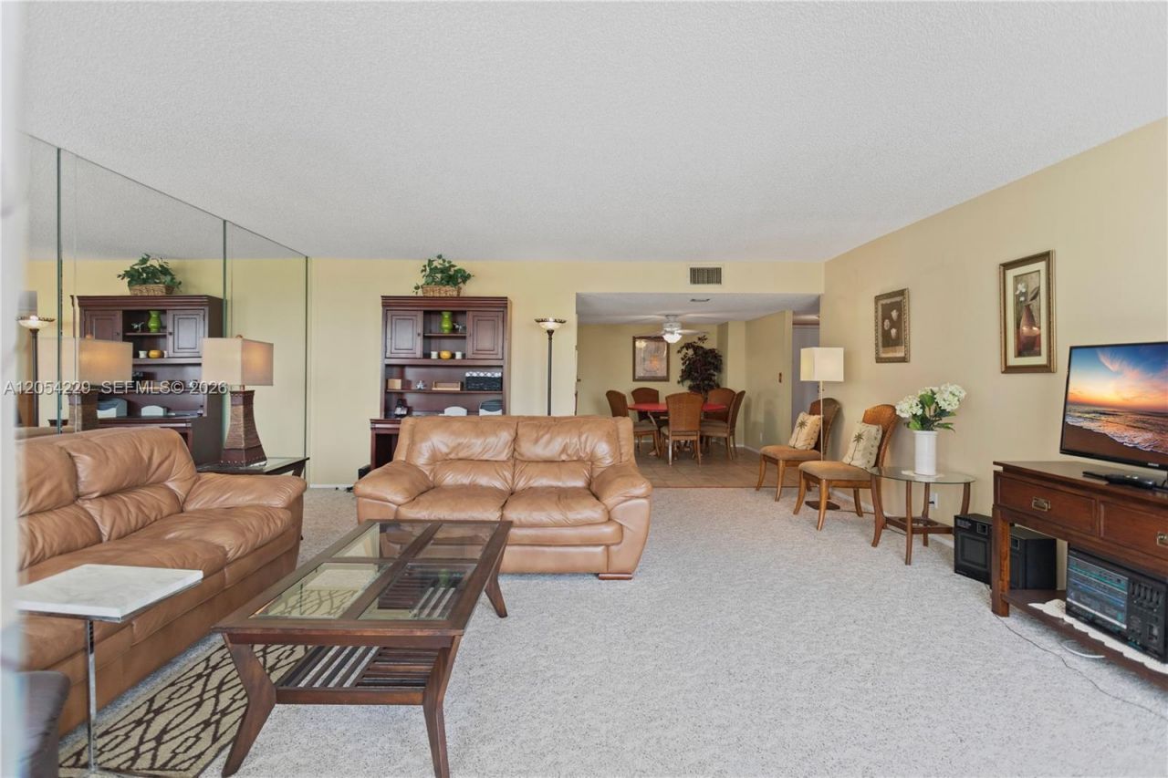 4020 Galt Ocean Dr , Unit 203, Fort Lauderdale, FL 33308 Photo