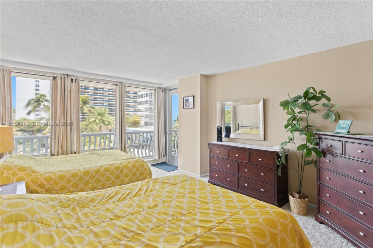 4020 Galt Ocean Dr , Unit 203, Fort Lauderdale, FL 33308 Photo