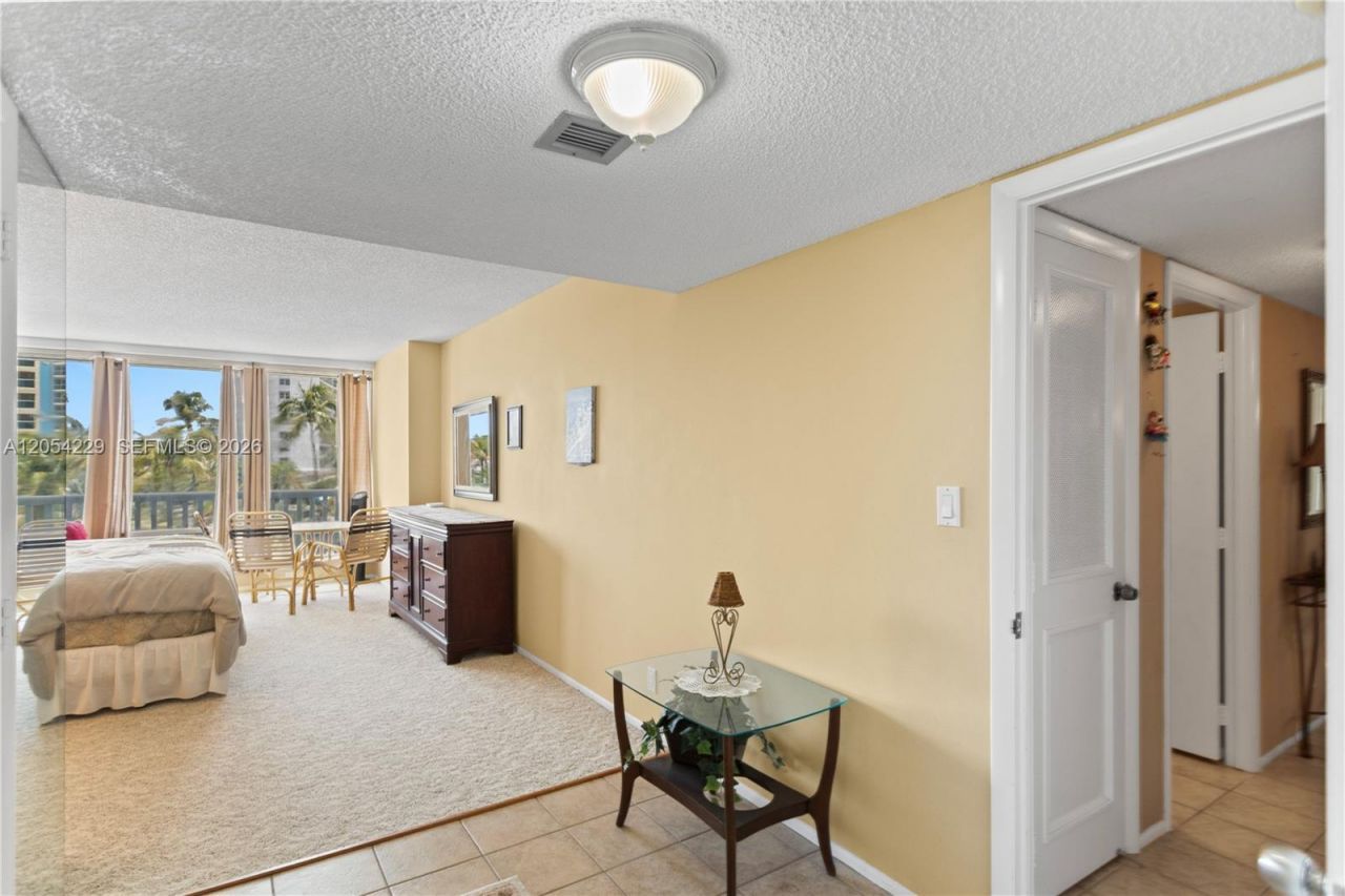 4020 Galt Ocean Dr , Unit 203, Fort Lauderdale, FL 33308 Photo