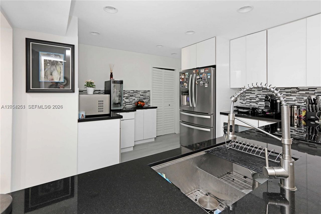 14203 SW 66th St , Unit 503, Miami, FL 33183 Photo