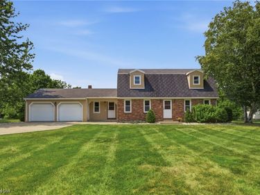 77 Seminary Street, Greenwich, OH 44837
