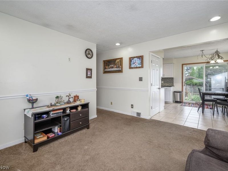 371 Washington Avenue, Barberton, OH 44203 Photo 4