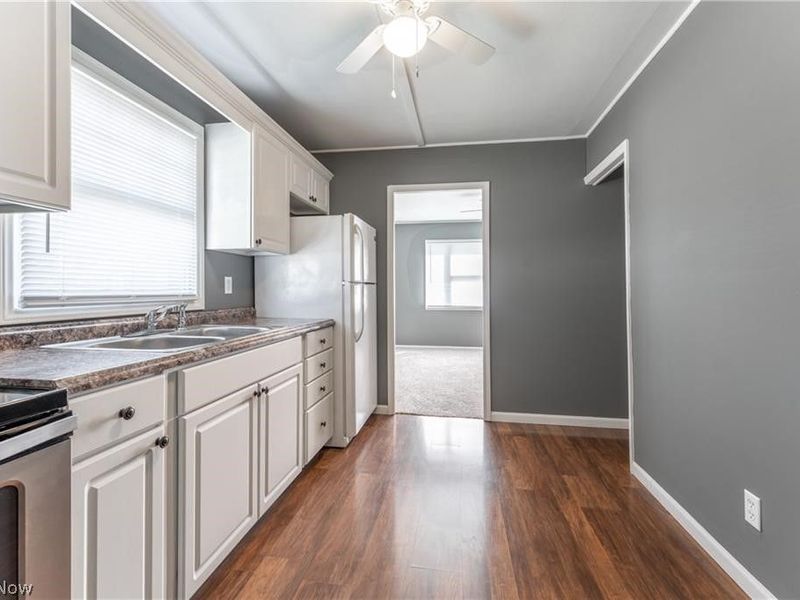 2833 Ellis Avenue NE, Canton, OH 44705 Photo 13