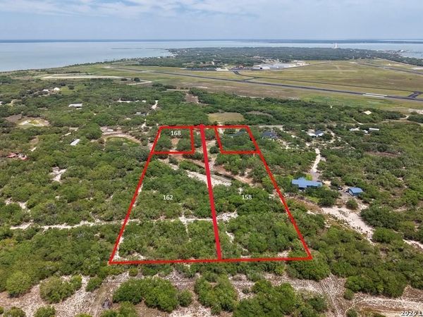 168 WISHERT RD, Rockport, TX 78382