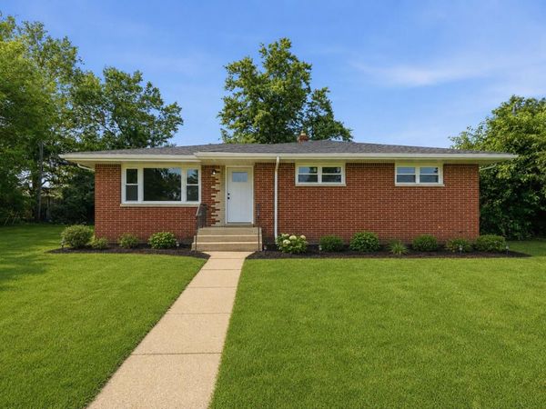 1401 W 55th Avenue , Merrillville, IN 46410