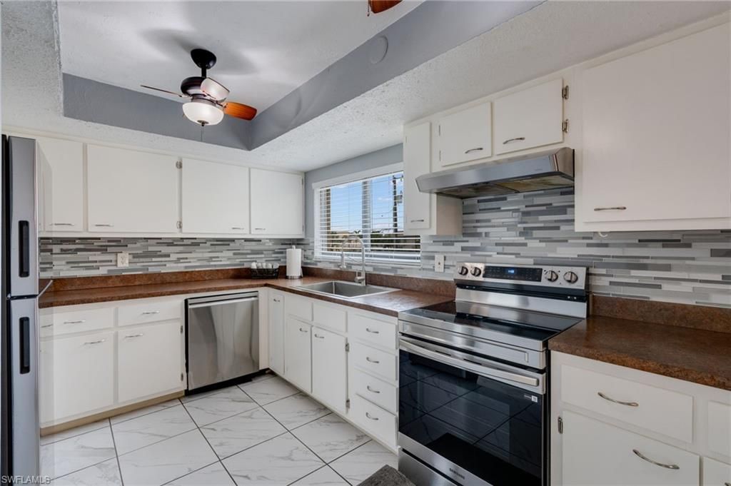 511 SE 43rd St , Unit 203, Cape Coral, FL 33904 Photo