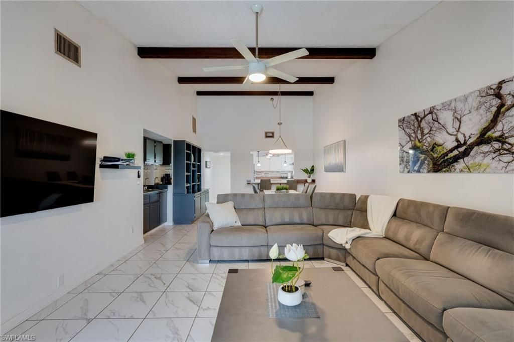 511 SE 43rd St , Unit 203, Cape Coral, FL 33904 Photo