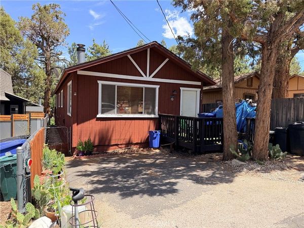 253 Santa Barbara , Sugarloaf, CA 92386