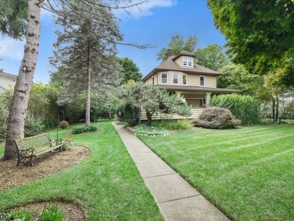 71 Cherry Ln, Ramsey, NJ 07446