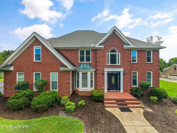 810 Barrington Blvd, Maryville, TN 37803