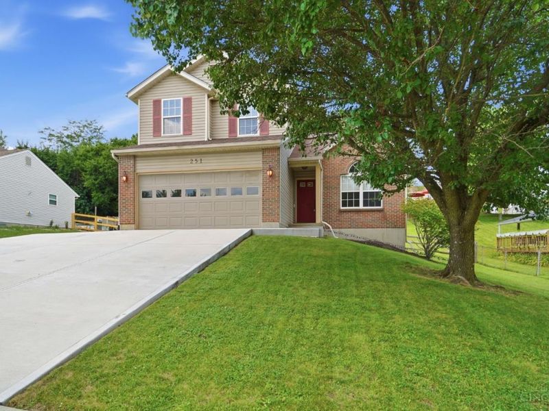 251 Fairborn Drive, Hamilton, OH 45013 Photo 3