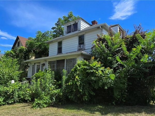 1736 Grand Central Avenue , Elmira, NY 14903