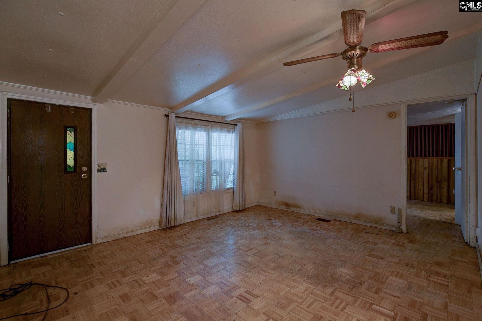 1326 Colie Branham Road  Photo 5
