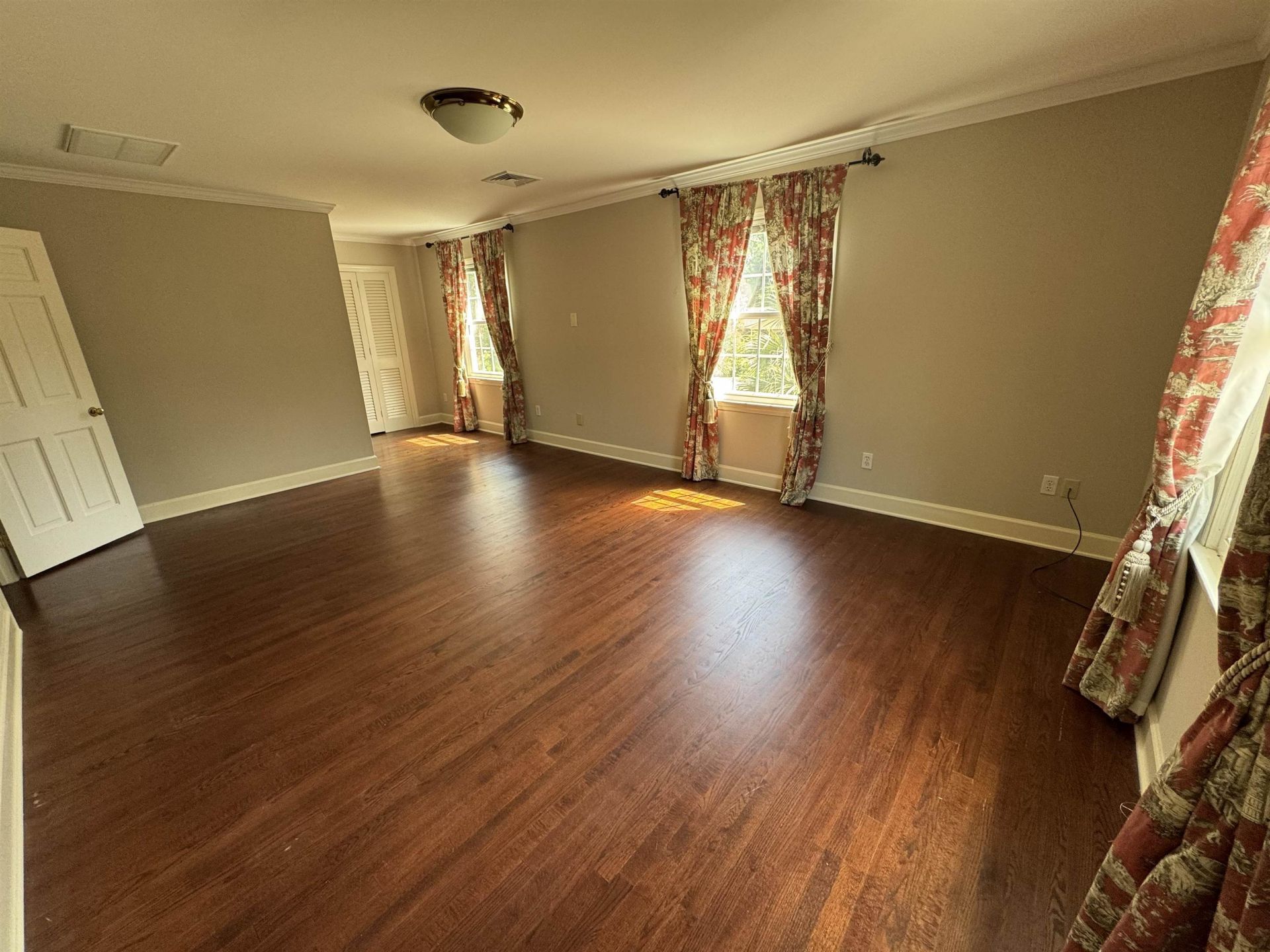 9100 Kings Rd.  Photo 16