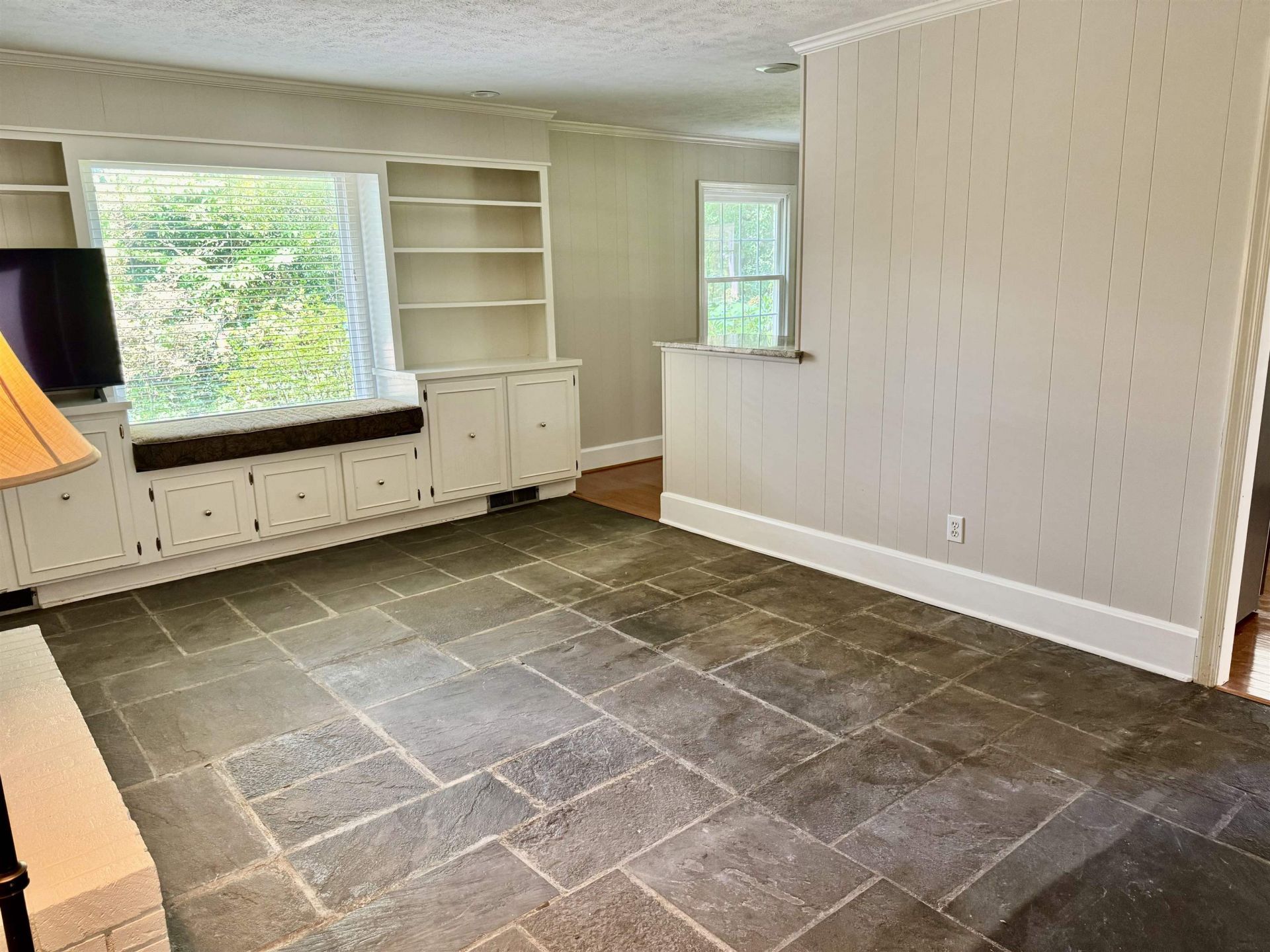 9100 Kings Rd.  Photo 5