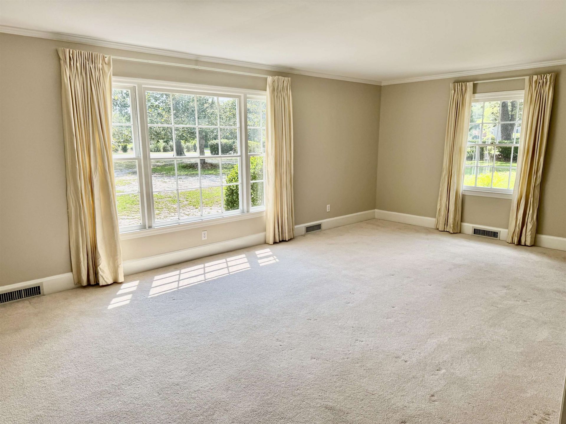 9100 Kings Rd.  Photo 6