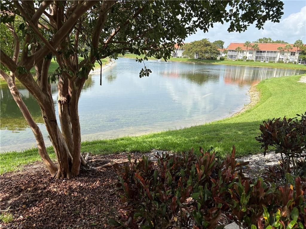 4950 Deerfield Way , Unit 102, Naples, FL 34110 Photo