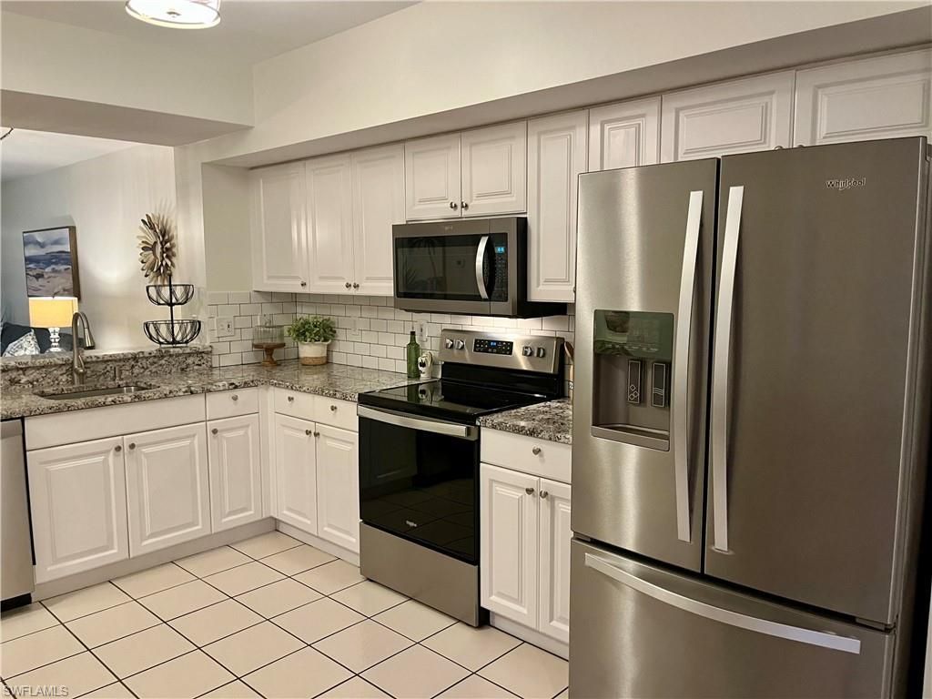 4950 Deerfield Way , Unit 102, Naples, FL 34110 Photo