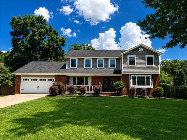 203 Cedarwood Court , Russellville, AR 72801