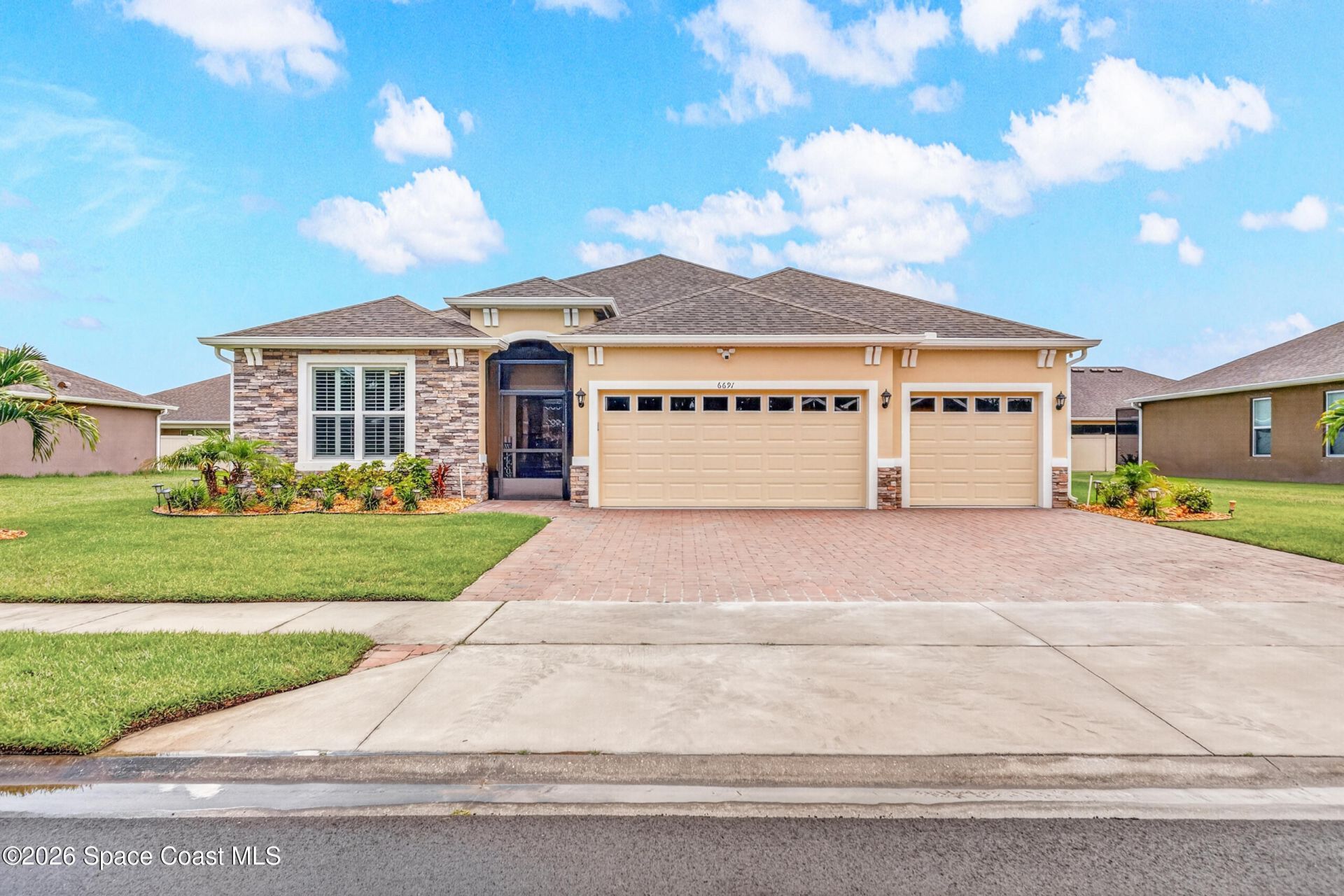 6691 Cameo Drive, Grant, FL 32949 Photo