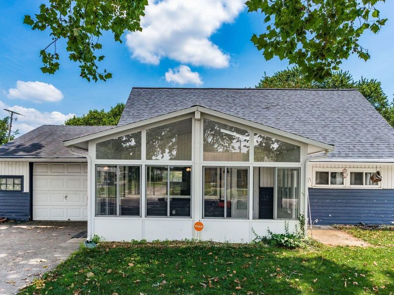 470 Virginia Circle W, Whitehall, OH 43213 Photo 1