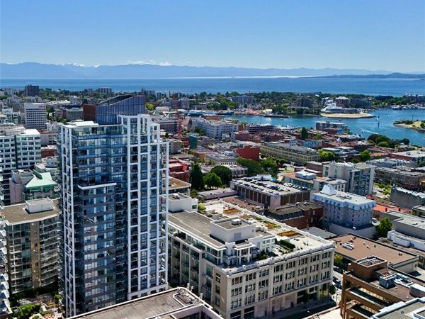 777 Herald St, Unit #1301, Victoria, BC V8T 0C7