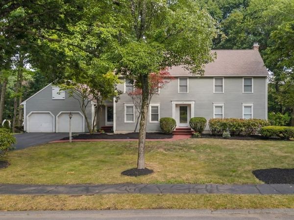 16 Dartmoor Dr, Shrewsbury, MA 01545