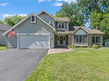 16 Wisteria Lane, Rochester, NY 14617