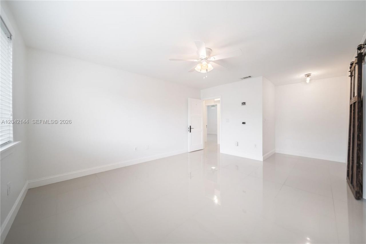 11855 SW 102nd St , Miami, FL 33186 Photo